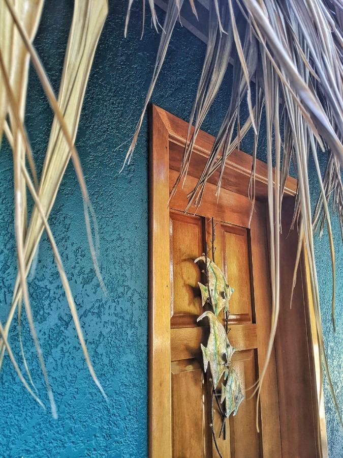 Seaside Inn Roatan West Bay Bagian luar foto