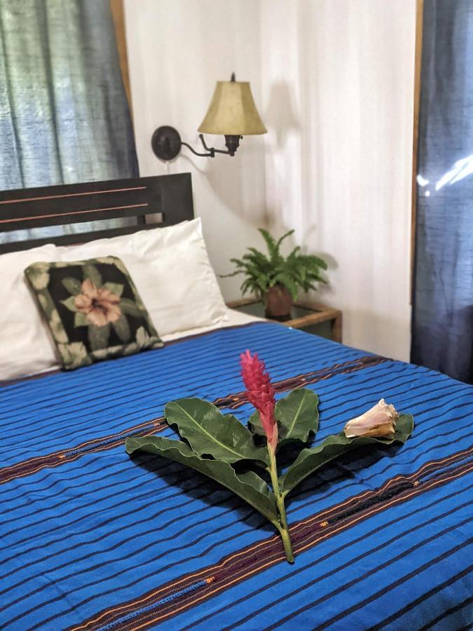 Seaside Inn Roatan West Bay Bagian luar foto