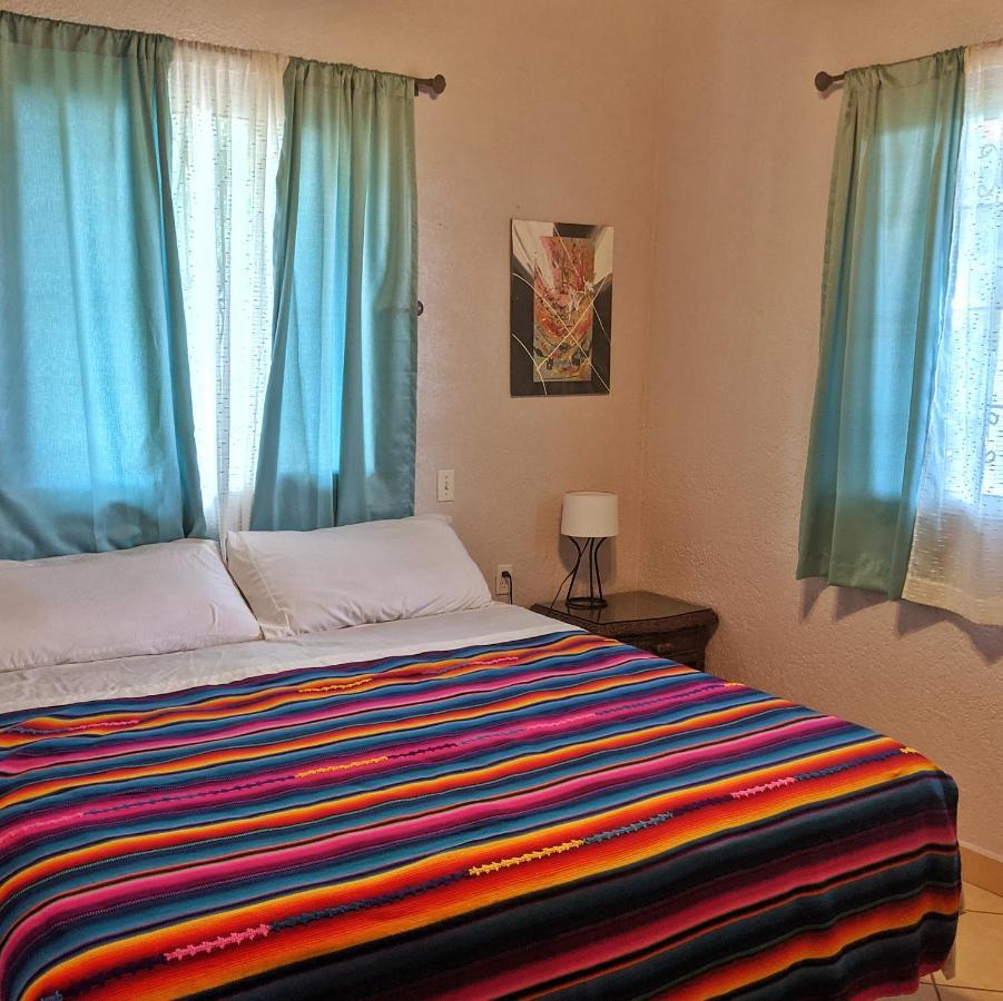 Seaside Inn Roatan West Bay Bagian luar foto
