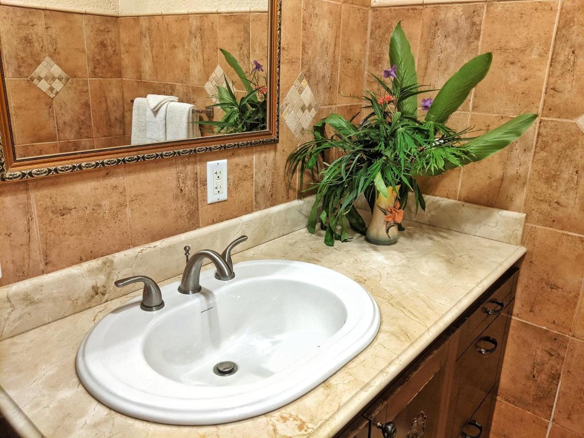 Seaside Inn Roatan West Bay Bagian luar foto
